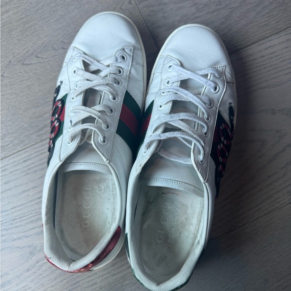 Gucci White Sneakers with Snake Design - Picture 5 of 5